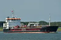 Oil/Chemical tanker বিক্রির জন্য