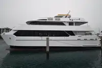 ক্যাটামারান বিক্রির জন্য