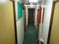 সরবরাহ জাহাজ বিক্রির জন্য