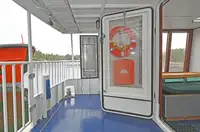ক্রুজ জাহাজ বিক্রির জন্য