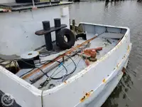 সরবরাহ জাহাজ বিক্রির জন্য