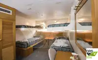 ক্রুজ জাহাজ বিক্রির জন্য