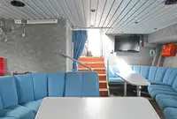 ক্রুজ জাহাজ বিক্রির জন্য