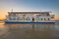 ক্যাটামারান বিক্রির জন্য