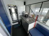 কন্টেইনার জাহাজ বিক্রির জন্য