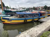 ফেরি জাহাজ বিক্রির জন্য