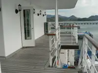 ক্যাটামারান বিক্রির জন্য