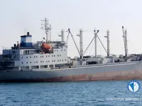 রিফার জাহাজ বিক্রির জন্য