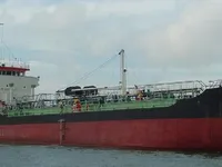 তেল/রাসায়নিক ট্যাঙ্কার বিক্রির জন্য