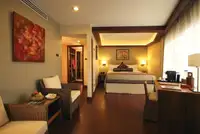 ক্রুজ জাহাজ বিক্রির জন্য