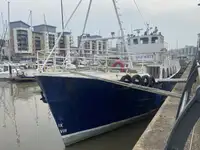 Trawler বিক্রির জন্য