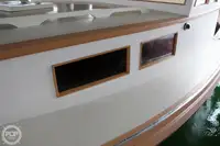 মাছ প্রক্রিয়াকরণ জাহাজ বিক্রির জন্য