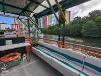 ক্রুজ জাহাজ বিক্রির জন্য