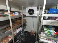 সরবরাহ জাহাজ বিক্রির জন্য
