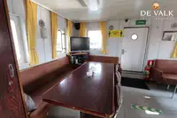 ভাসমান হোটেল বিক্রির জন্য