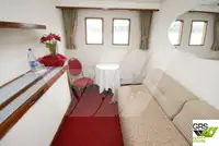 ক্রুজ জাহাজ বিক্রির জন্য