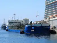 Oil/Chemical tanker বিক্রির জন্য