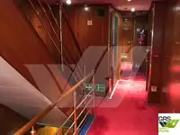 ক্রুজ জাহাজ বিক্রির জন্য
