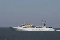 যাত্রীবাহী জাহাজ বিক্রির জন্য