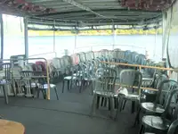 ক্রুজ জাহাজ বিক্রির জন্য