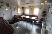 ভাসমান হোটেল বিক্রির জন্য