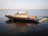 কন্টেইনার জাহাজ বিক্রির জন্য
