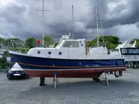 ওয়ার্ক বোট বিক্রির জন্য