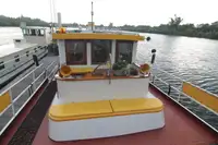 ক্রুজ জাহাজ বিক্রির জন্য