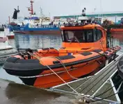 টহল নৌকা বিক্রির জন্য
