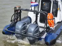 কন্টেইনার জাহাজ বিক্রির জন্য
