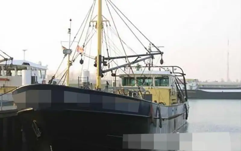 ট্রলার বিক্রির জন্য