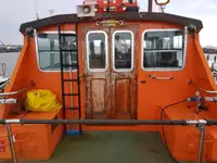 লাইফবোট বিক্রির জন্য
