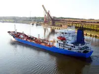 Oil/Chemical tanker বিক্রির জন্য