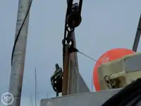 লাইফবোট বিক্রির জন্য