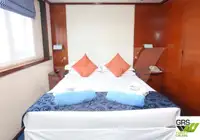 ক্রুজ জাহাজ বিক্রির জন্য