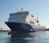 রেফার জাহাজ বিক্রির জন্য