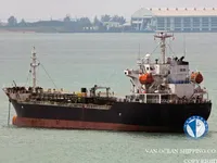 তেল/রাসায়নিক ট্যাঙ্কার বিক্রির জন্য