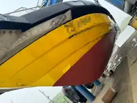 ক্রু বোট বিক্রির জন্য
