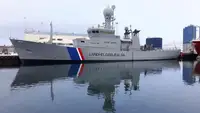 কন্টেইনার জাহাজ বিক্রির জন্য