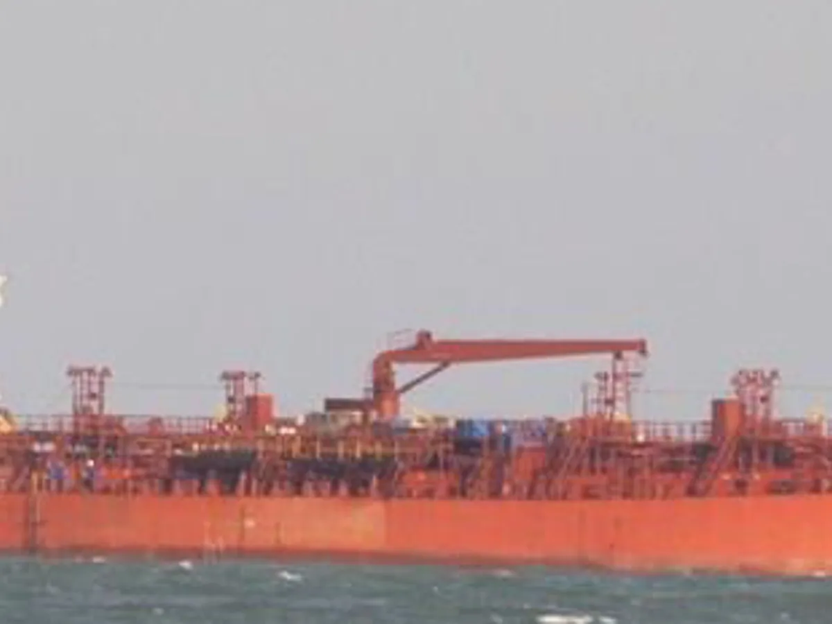 তেল/রাসায়নিক ট্যাঙ্কার বিক্রির জন্য