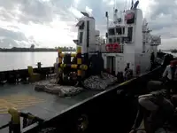 টগবোট বিক্রির জন্য