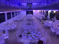 যাত্রী জাহাজ বিক্রির জন্য