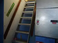 ওয়ার্ক বোট বিক্রির জন্য
