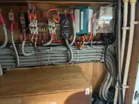 গবেষণা জাহাজ বিক্রির জন্য