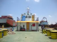 ক্রু বোট বিক্রির জন্য