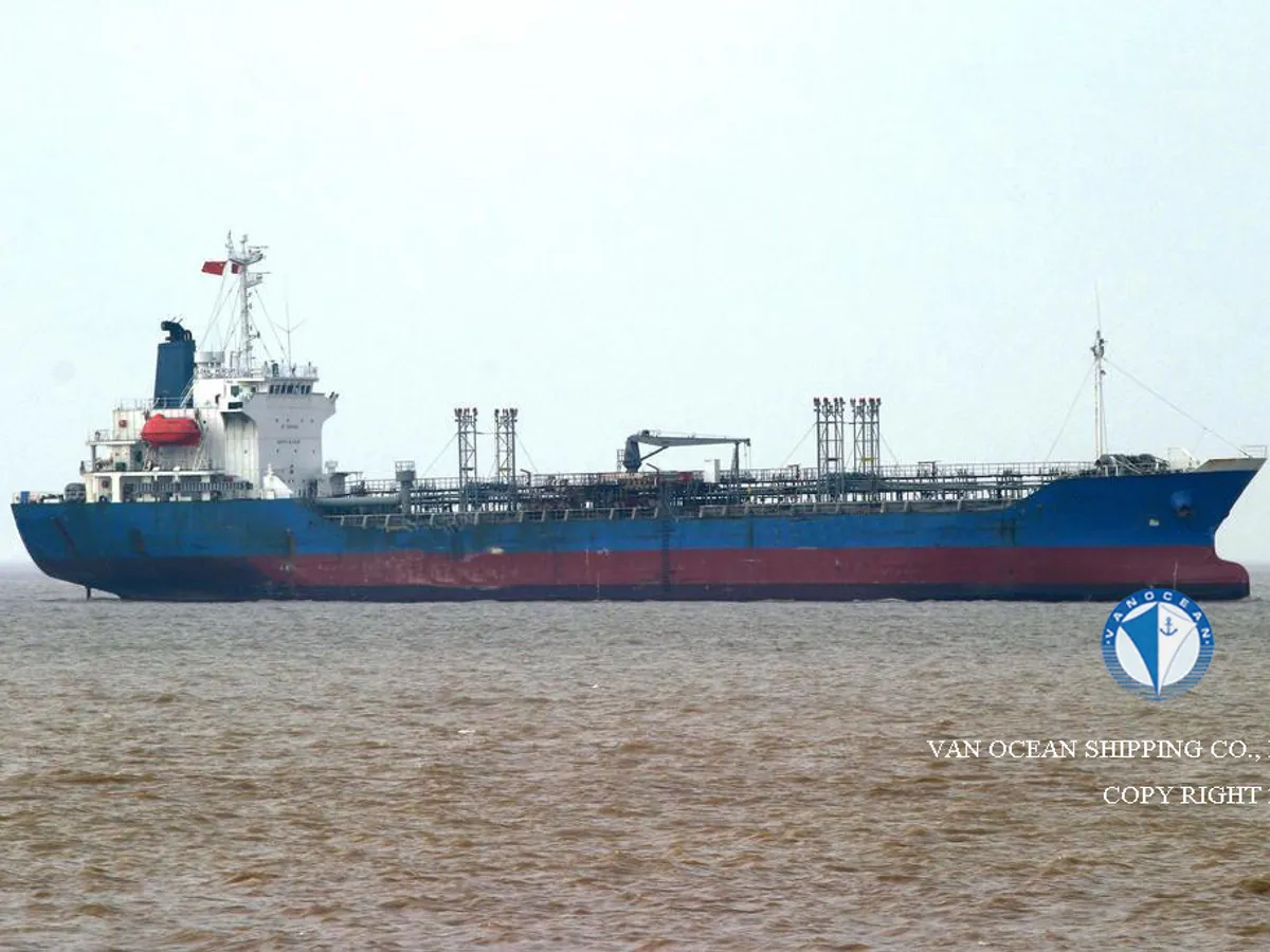 তেল/রাসায়নিক ট্যাঙ্কার বিক্রির জন্য