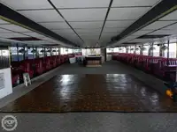 ক্রুজ জাহাজ বিক্রির জন্য