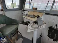 সরবরাহ জাহাজ বিক্রির জন্য