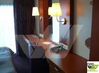 ক্রুজ জাহাজ বিক্রির জন্য
