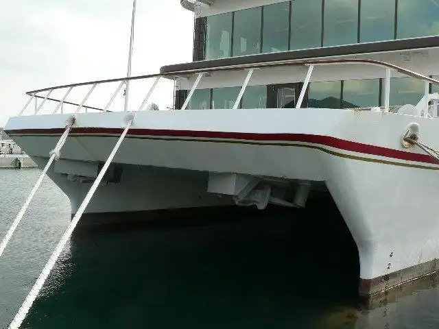 ক্যাটামারান বিক্রির জন্য